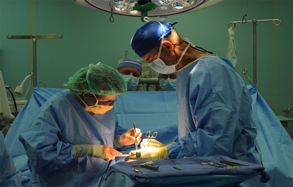 Cáncer mundial aumenta en entornos laborales: Restrepo Villa