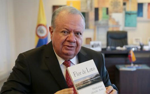 Juan Alfredo Pinto Juan Alfredo Pinto