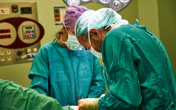 Cl&iacute;nicas y hospitales piden aval legislativo para residencias m&eacute;dicas