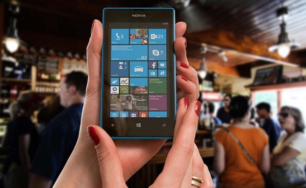 Nokia busca un socio para regresar al negocio de los tel&eacute;fonos m&oacute;viles