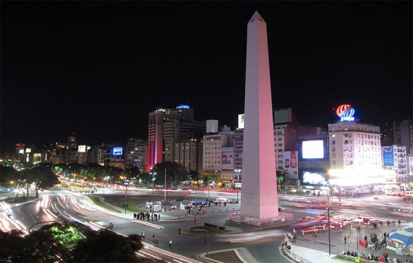 Pobreza extrema se apodera de ni&ntilde;os y adolescentes en Argentina