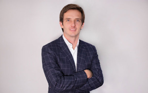 Sector pl&aacute;stico, entre impuestos y fecha de vencimiento