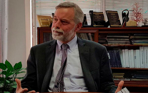 Maquinaria y equipos seguir&aacute;n costosos por d&oacute;lar y log&iacute;stica: IMOCOM