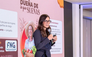 Microempresas lideradas por mujeres pagan mejor y solicitan menos cr&eacute;dito