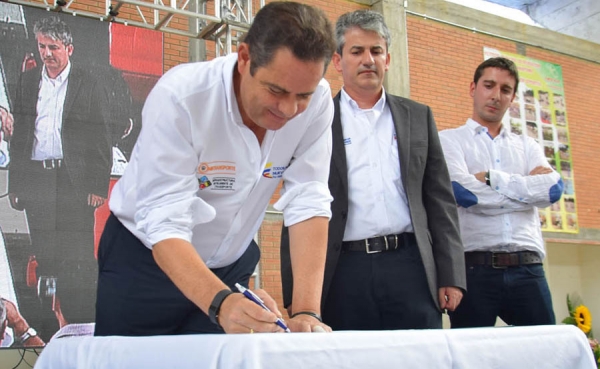 Inician obras  de tercer carril entre Anapoima y Mosquera