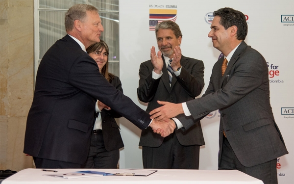 Empresas Americanas, CEA y USAID impulsan la inversi&oacute;n social en Colombia