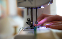 M&aacute;quinas de coser aumentan su precio hasta en 40% por d&oacute;lar y log&iacute;stica