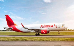 Con cr&eacute;dito millonario, Avianca vuelve y toma vuelo