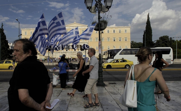 El desempleo en Grecia cay&oacute; seis d&eacute;cimas en mayo y se situ&oacute; en el 25 %