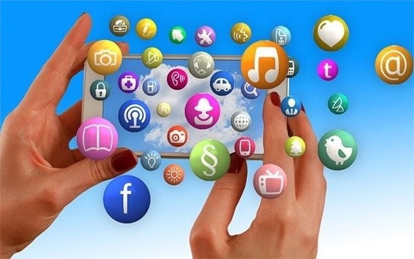 Redes sociales: M&aacute;s transparencia y m&aacute;s control externo