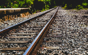 La reactivaci&oacute;n Ferroviaria en Colombia y los riesgos de una amenaza digital