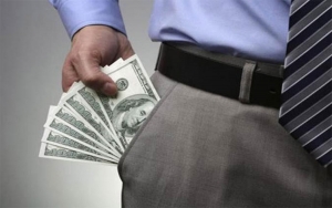 Cuatro factores que se&ntilde;alan a una persona fraudulenta en el SOAT