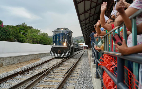 Corredor Interoce&aacute;nico de M&eacute;xico, &iquest;alternativa o competencia para Panam&aacute;?