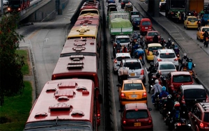 En Bogot&aacute; De la escasa movilidad a la inmovilidad total