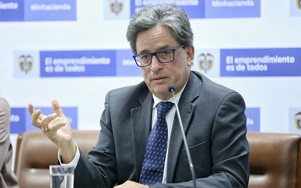 Minhacienda env&iacute;a parte de tranquilidad jur&iacute;dica a inversionistas