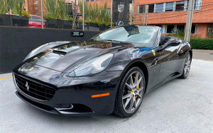 Autos de lujo rodaron por la Sabana de Bogot&aacute; con motivo de la F&oacute;rmula 1