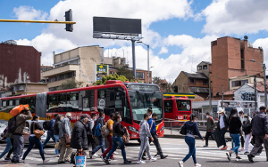 Colombia l&iacute;der en Latinoam&eacute;rica en transici&oacute;n hacia un transporte m&aacute;s limpio
