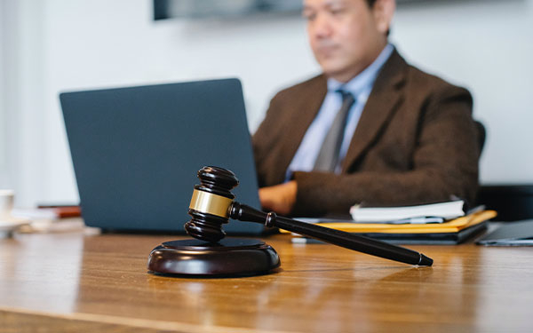 ProBono, cuando la ayuda se hace al derecho