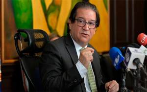 MinAgricultura cree que Familias en Acci&oacute;n deber&iacute;a ir directamente al campo