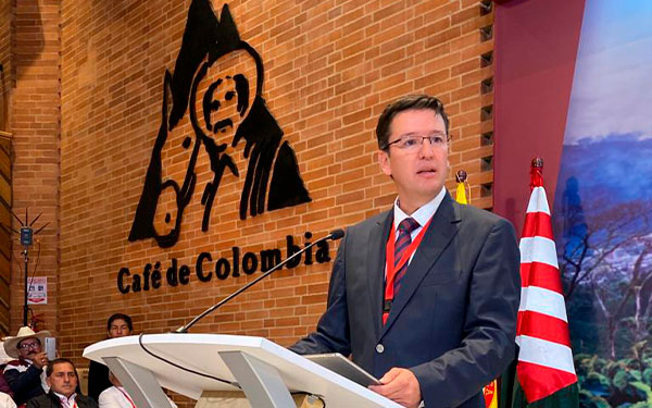 Germ&aacute;n Alberto Baham&oacute;n, nuevo gerente general de la FNC