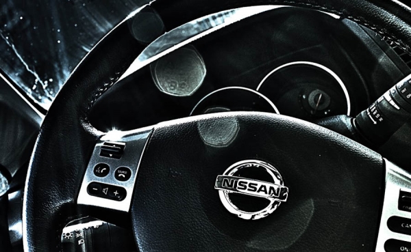 Titular de Renault y Nissan dice que nuevo acuerdo estabiliz&oacute; la alianza