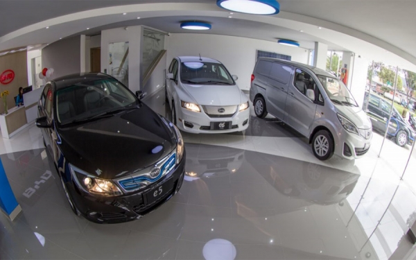 Bogot&aacute;, primera ciudad latinoamericana con vitrina de carros el&eacute;ctricos