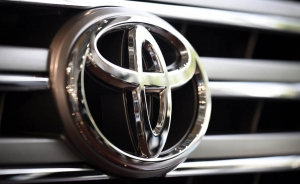 Toyota logr&oacute; ganancias semestrales r&eacute;cord pese a caer sus ventas globales