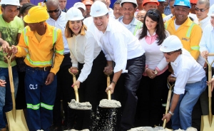 Varela se compromete a inaugurar a finales de 2018 l&iacute;nea 2 de metro de Panam&aacute;