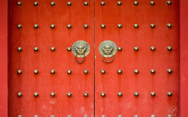 Las puertas del drag&oacute;n se pueden tocar, pero no para un TLC: Face 2 Face