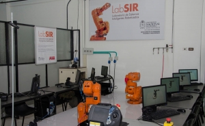 ABB sella alianza con universidad nacional para estimular estudio de rob&oacute;tica