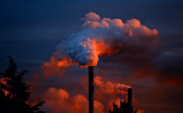 El Parlamento Europeo aprueba limitar emisiones de instalaciones medianas