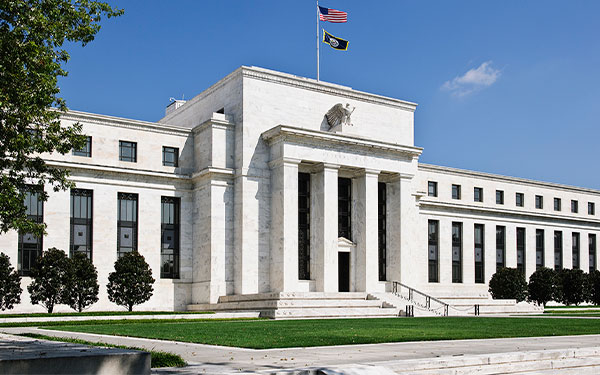 Reserva Federal proyecta recesi&oacute;n econ&oacute;mica en EEUU para finales de 2023