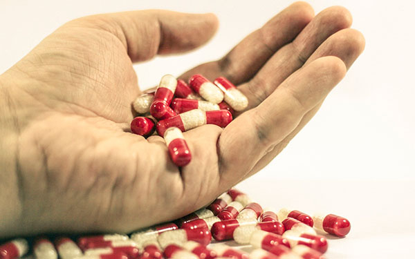 Gestores deben m&aacute;s de seis billones de pesos a la industria farmac&eacute;utica