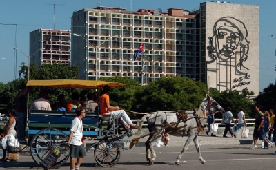 La secci&oacute;n de intereses de Cuba en Washington ya tiene banco, seg&uacute;n EEUU