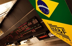 Bolsa de Brasil bate nuevo r&eacute;cord y Bolsonaro celebra optimismo