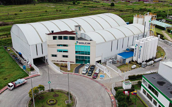 Holcim, 70 a&ntilde;os construyendo pa&iacute;s, oportunidad y tejido social