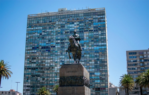 Uruguay es el pa&iacute;s que mejor redistribuye sus ingresos en Am&eacute;rica Latina
