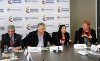 Ministro Garz&oacute;n se reuni&oacute; con expresidenta de Finlandia