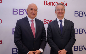 BBVA y Bancam&iacute;a duplican el n&uacute;mero de becas para j&oacute;venes vulnerables