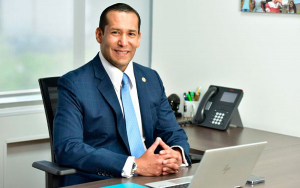 Marco Antonio Rizo se posesion&oacute; como nuevo presidente de Bancoomeva