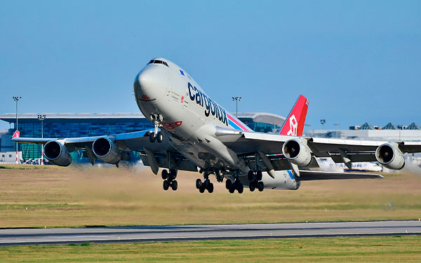 Boeing pierde la batalla por los cerebros en plena crisis empresarial